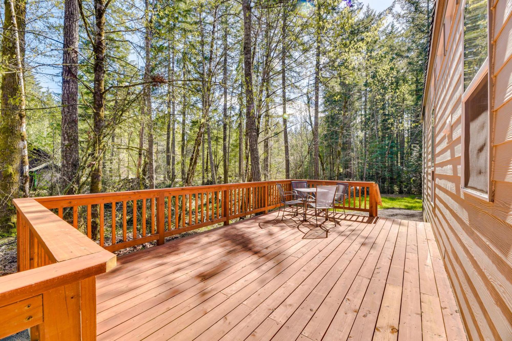 Hoodsport Vacation Rental With Private Lake Access! Экстерьер фото